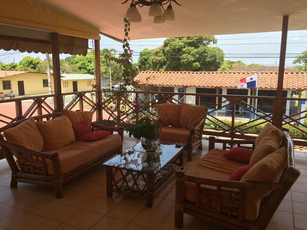 Hostal Dona Maria Pedasi Town Exterior foto