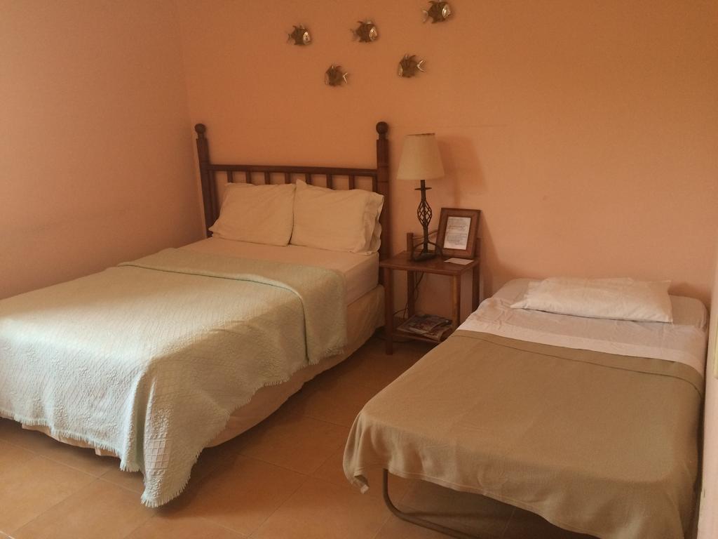 Hostal Dona Maria Pedasi Town Quarto foto